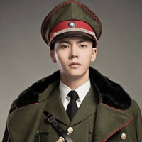 老九门陈伟霆军装照帅气